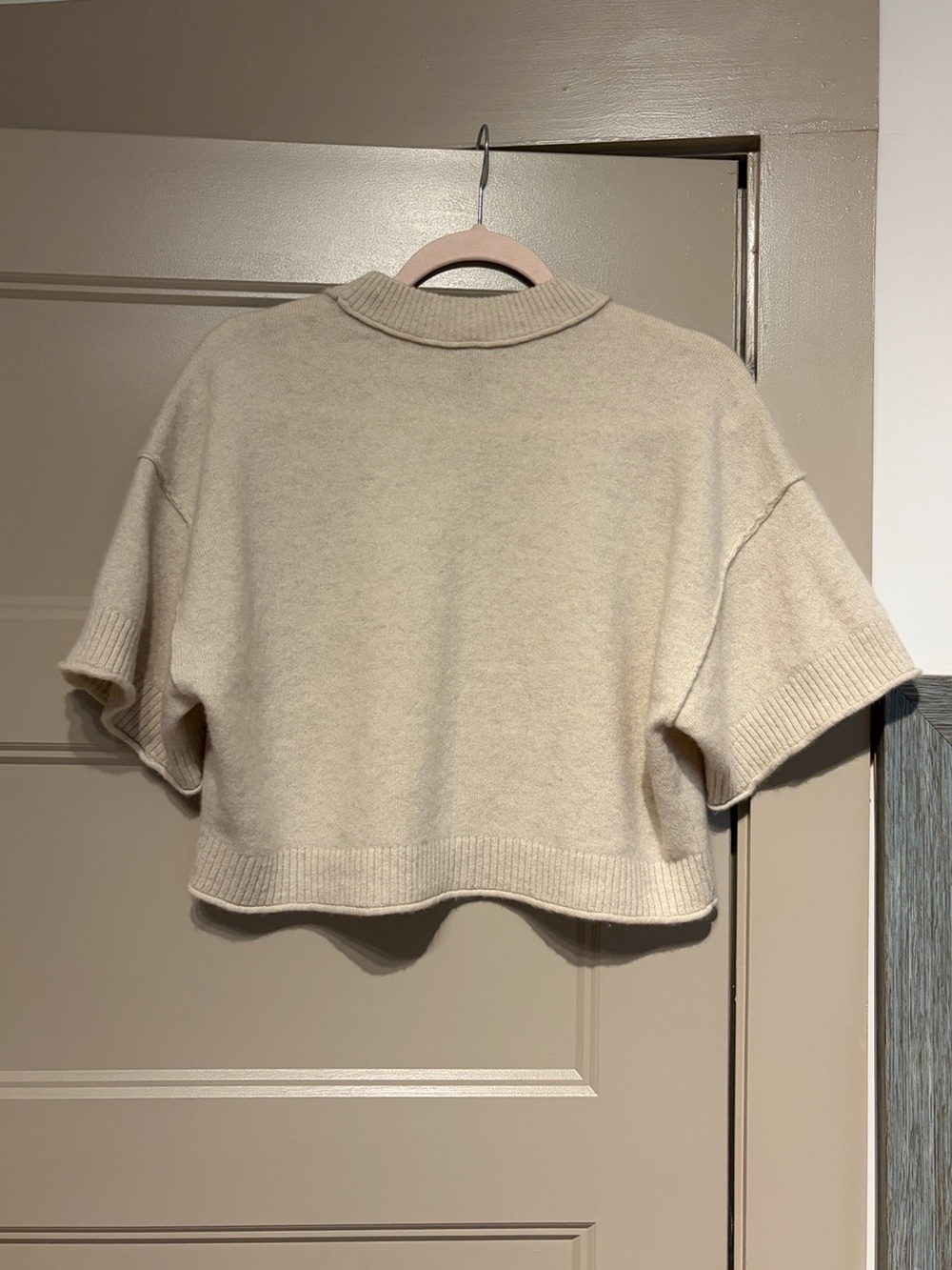 Anthropologie The Goldie Crew-Neck Cashmere Sweater Short Sleeve Ivory Small - Picture 7 of 12